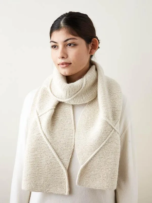 Шарф «Delicate Cable Scarf» от Purl Soho
